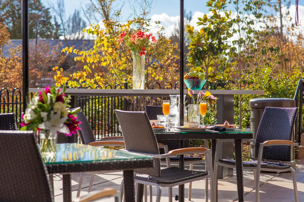 1847 Bar & Grill outdoor patio seating
