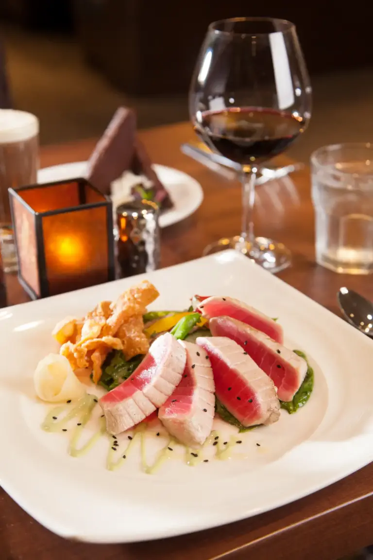 1847 Bar & Grill prepared food